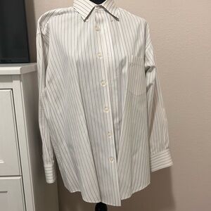 417 Van Heusen Men’s Dress Shirt DRY CLEAN ONLY